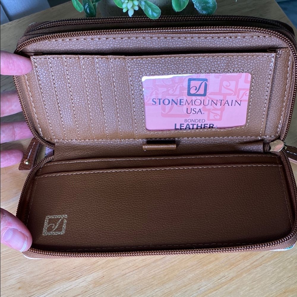 Stone Mountain Pink Floral Butterfly Wallet - Picture 6 of 8